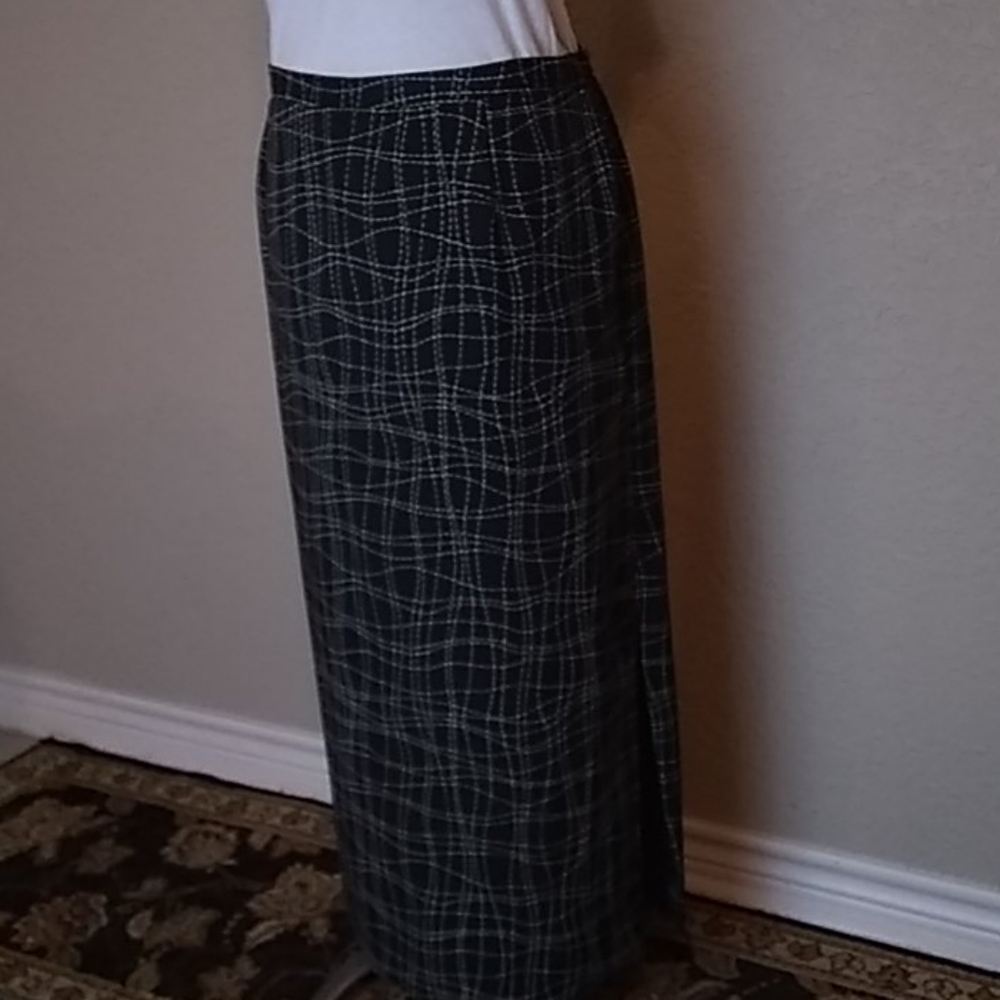 Josephine Chaus skirt
